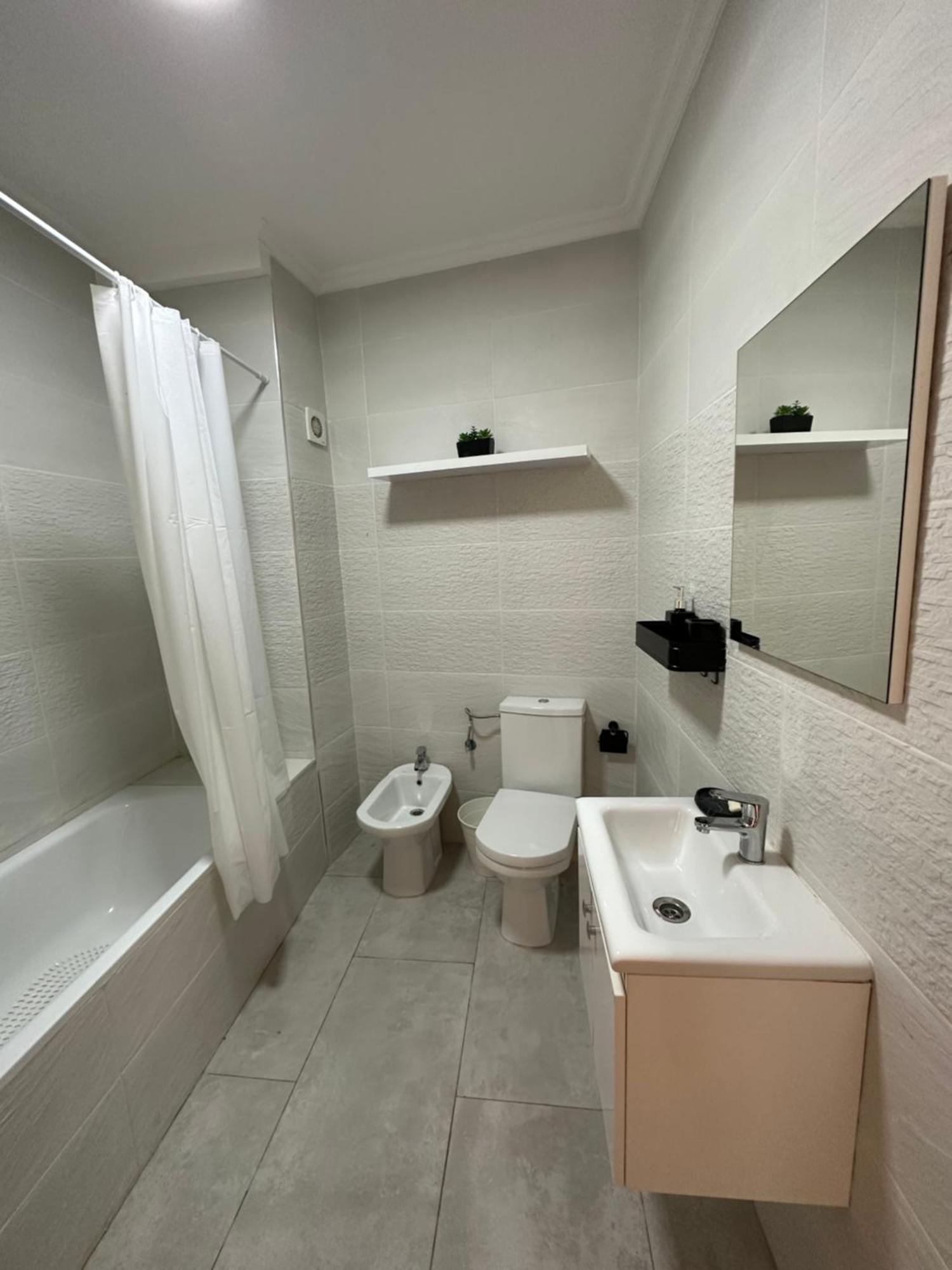 Luxe Malabata Apartment Tanger